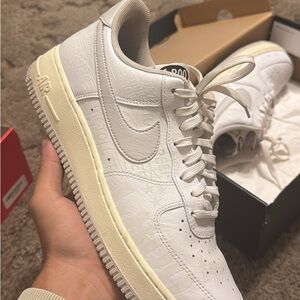 Nike Air Force One (1-800)